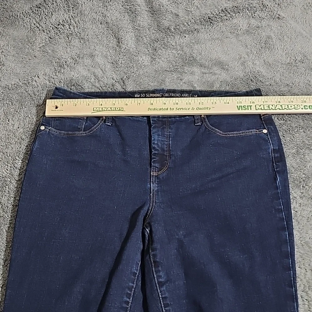 Chico's So Slimming Girlfriend Ankle Dark Wash Jean Size 1.5 Medium US Size 10 - Picture 2 of 9